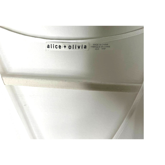 ALICE + OLIVIA Embroidered Accent Cover-Up XS/S - Picture 8 of 8